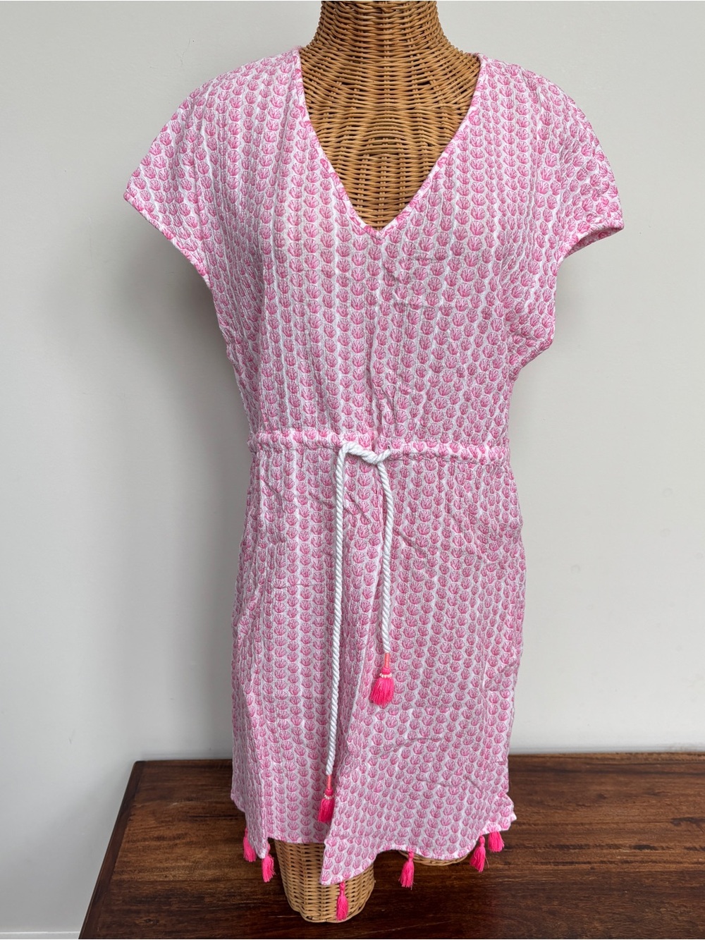 Vineyard Vines Swim Cover Up Dress Pink Seashells With Tassels, Size Medium